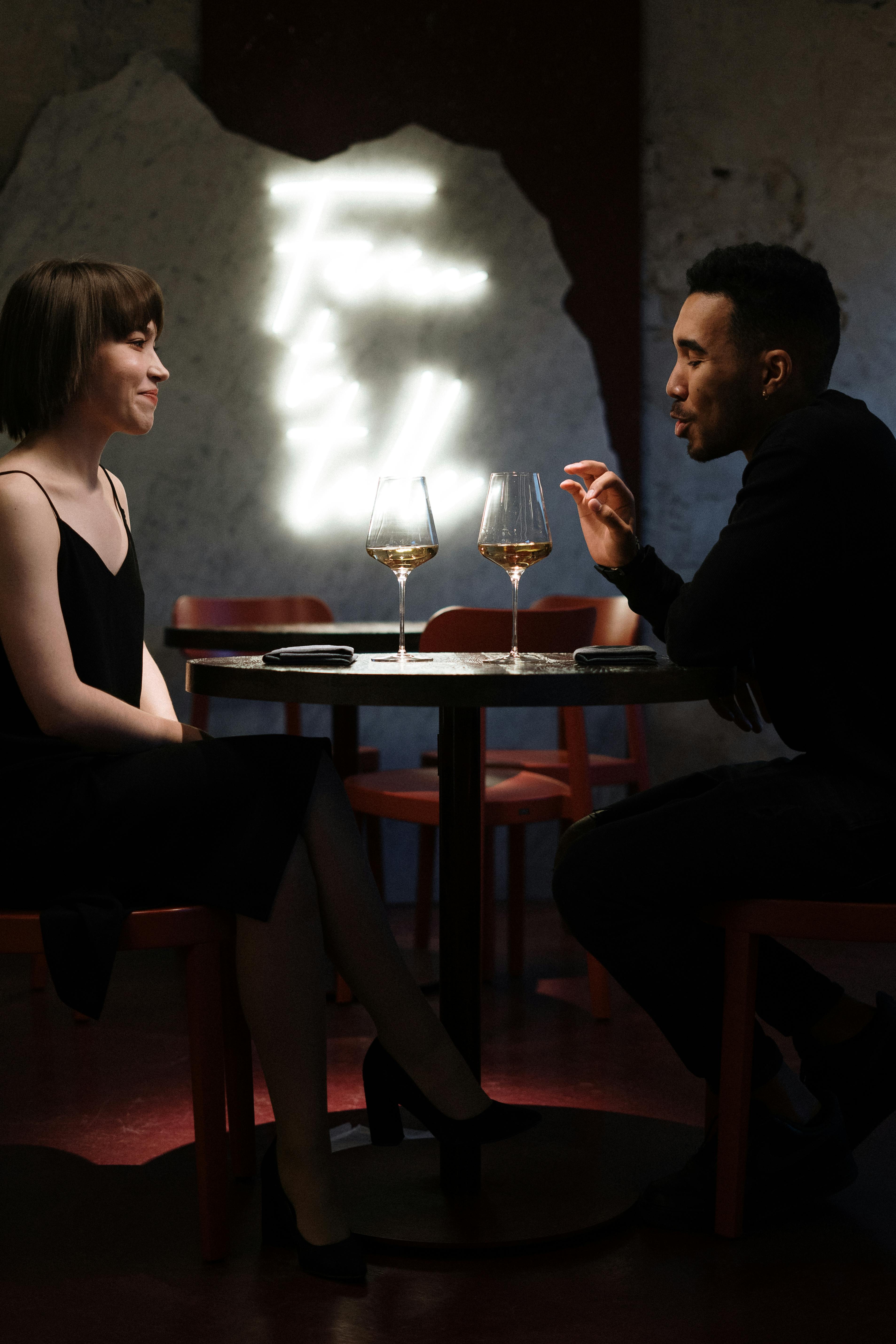 how to start date someone