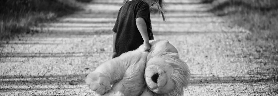 how childhood traumas affect your love life